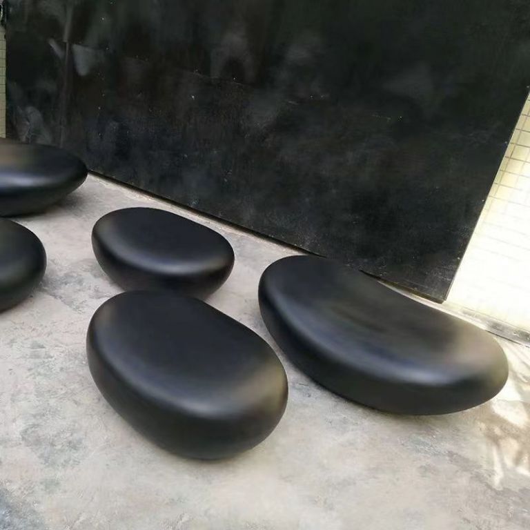 不锈钢鹅卵石在景观设计中的优势
