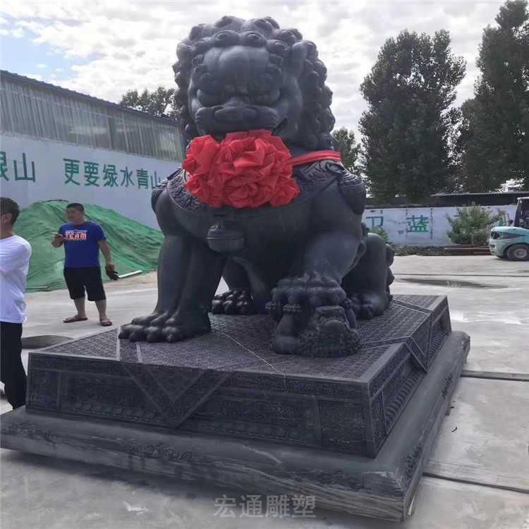 户外西洋狮石雕