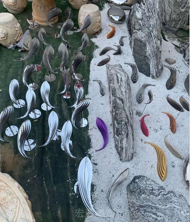 圆环鱼群不锈钢雕塑