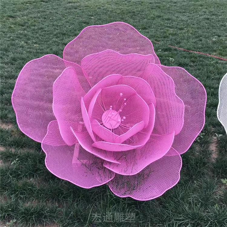 镂空不锈钢花朵景观雕塑