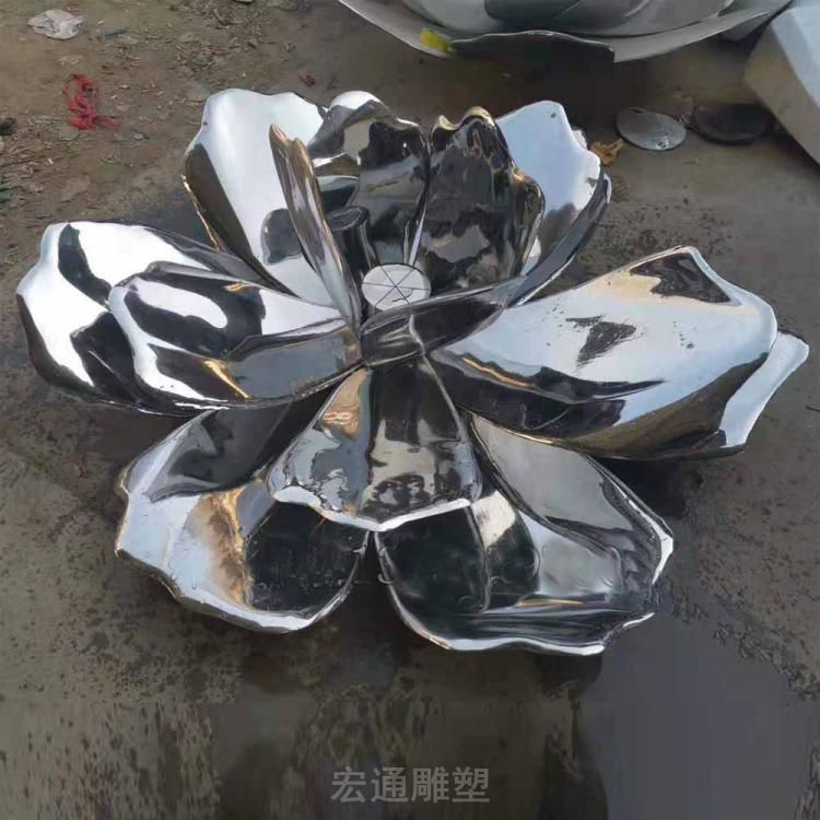 镜面荷花不锈钢雕塑