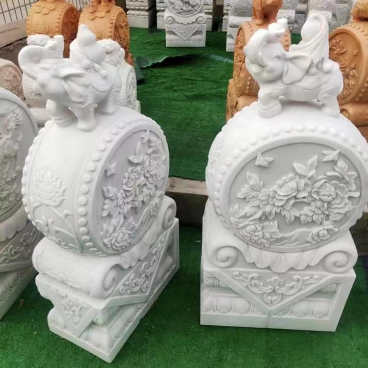 汉白玉石门墩雕塑