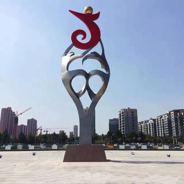抽象红色标志不锈钢雕塑