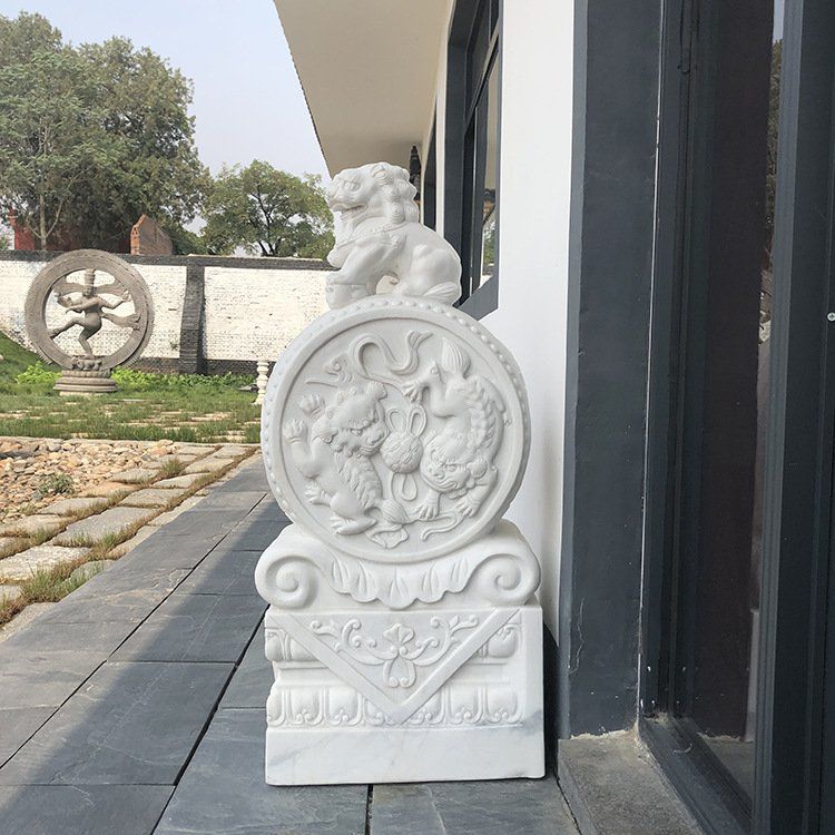 公园汉白玉狮子石门墩