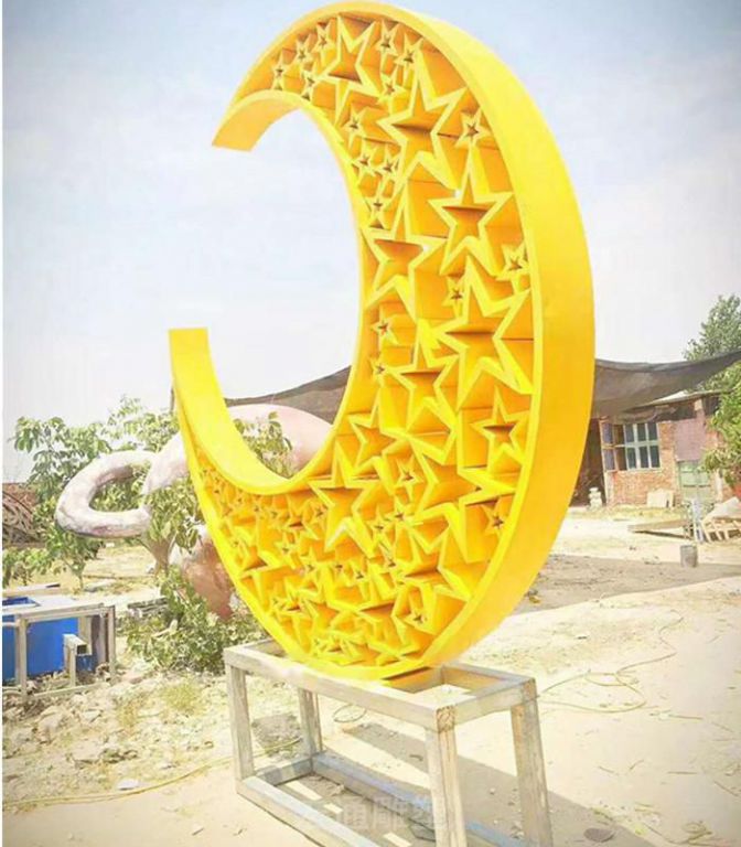 彩绘月亮不锈钢景观雕塑