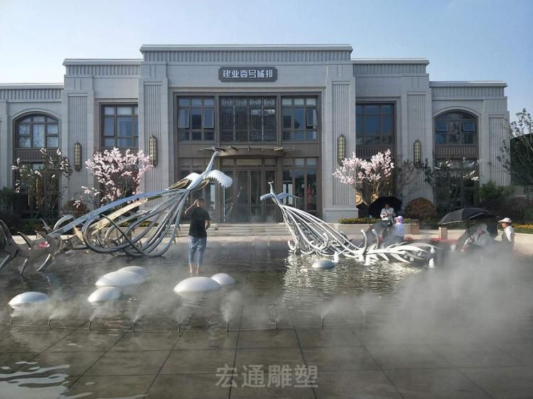 不锈钢凤凰动物城市雕塑