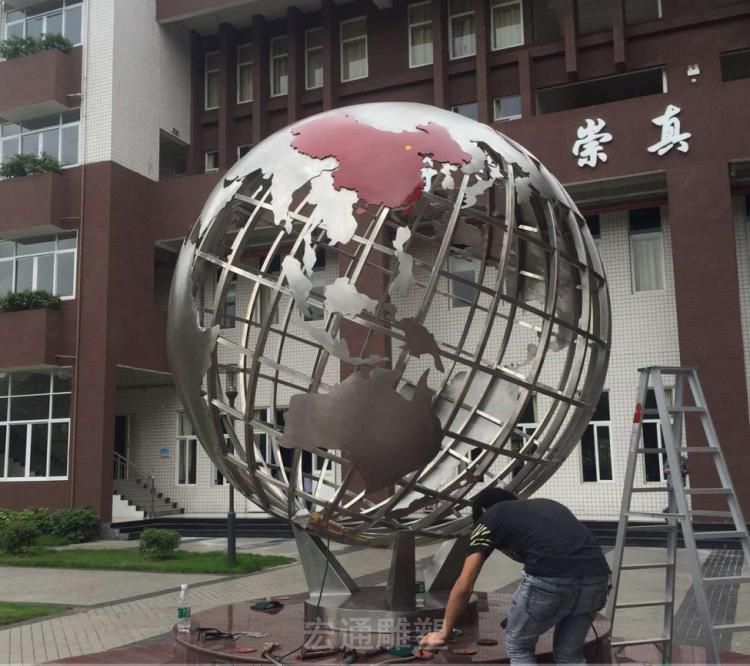 镂空不锈钢地球仪校园雕塑