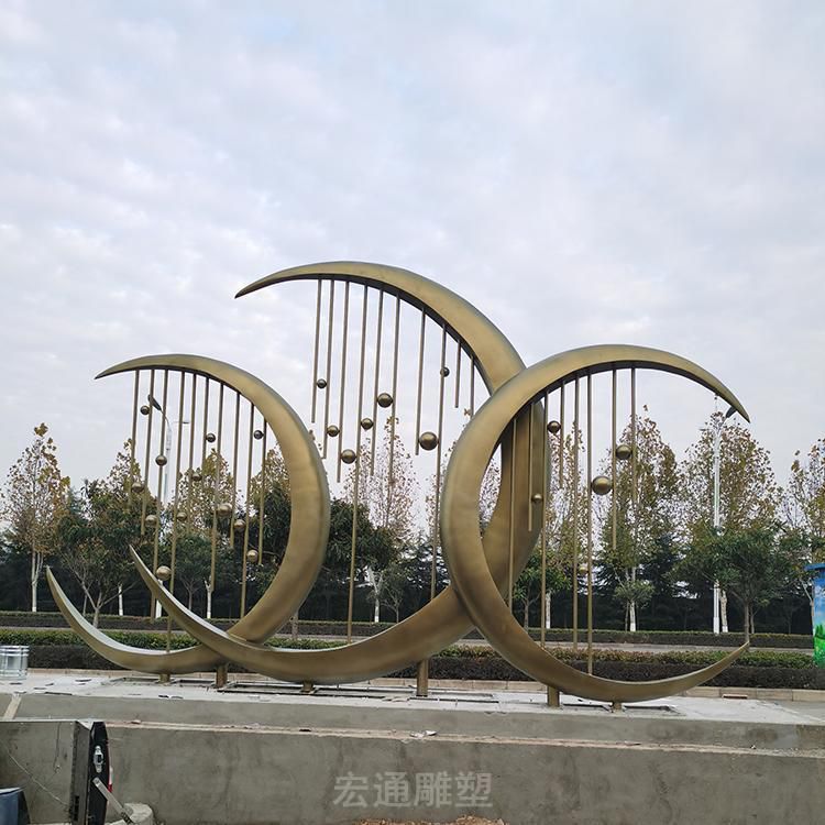 金色异形圆环不锈钢雕塑