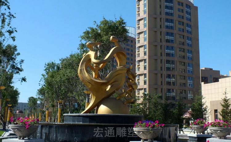 一家三口游玩人物铜雕