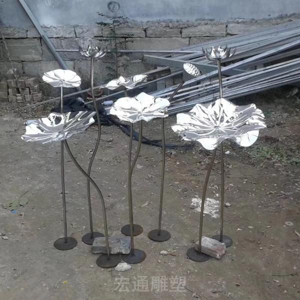 镜面荷花园林不锈钢雕塑