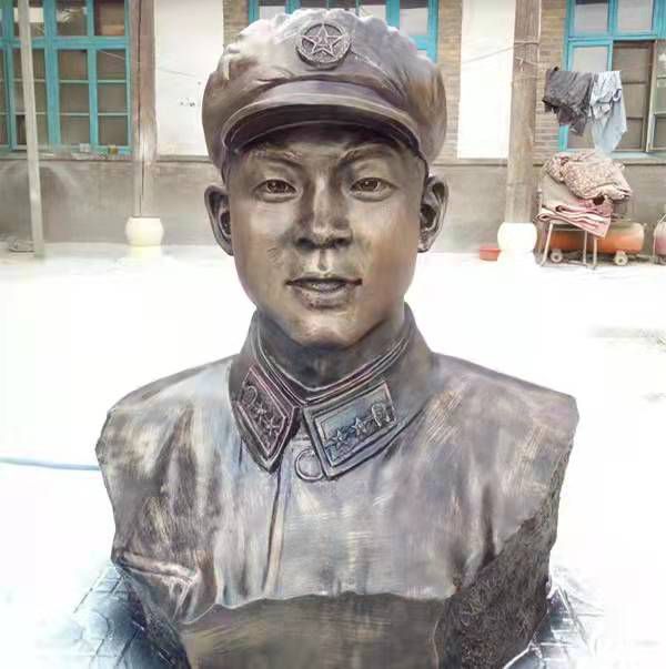 名人雷锋园林人物铜雕