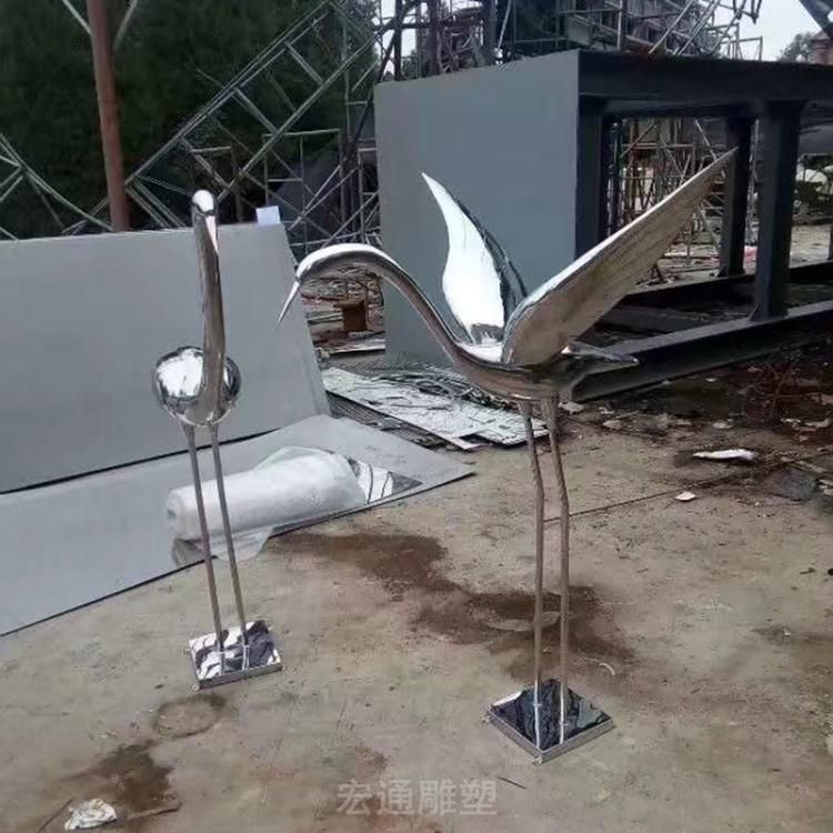 展翅火烈鸟不锈钢雕塑