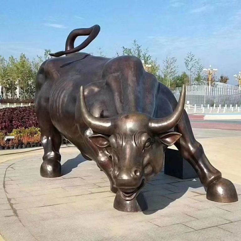 华尔街牛景观景区铜雕