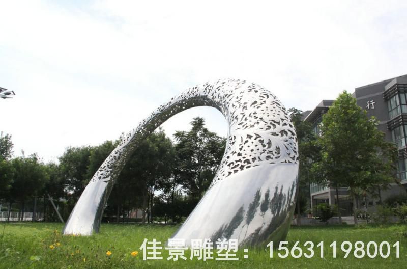 不锈钢镜面拱门抽象雕塑