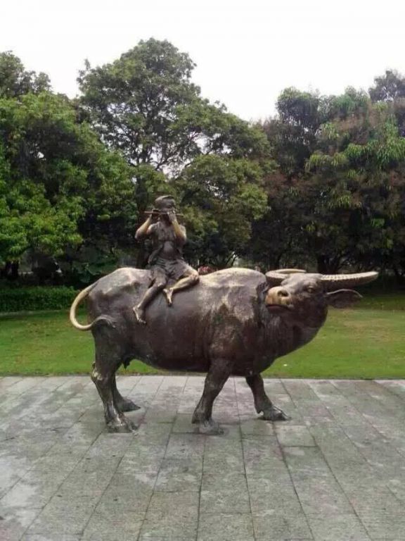 骑牛吹笛公园景观铜雕