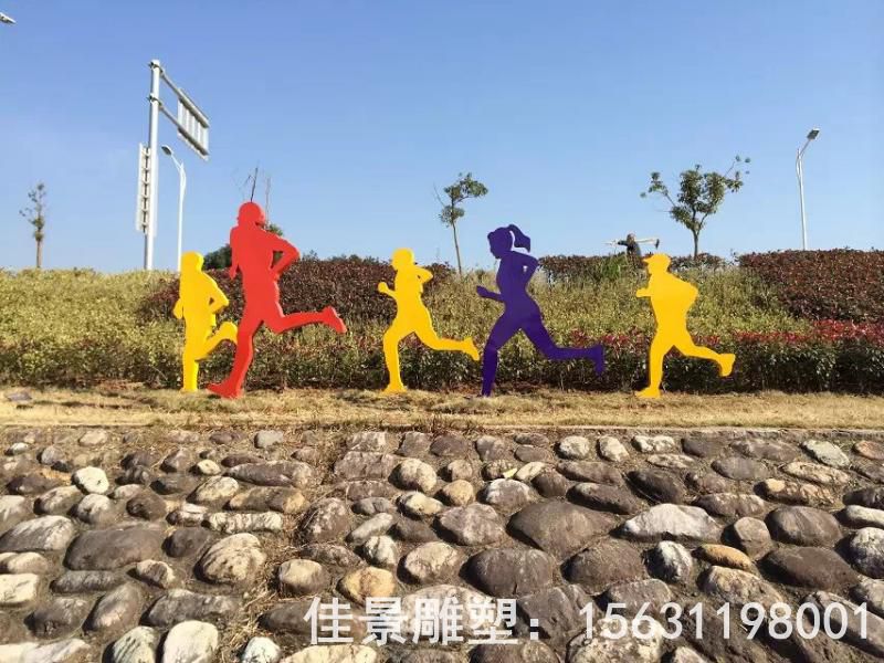 健跑抽象女人不锈钢雕塑
