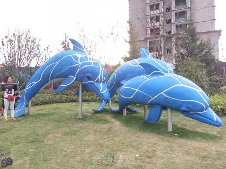 彩绘海豚不锈钢广场雕塑