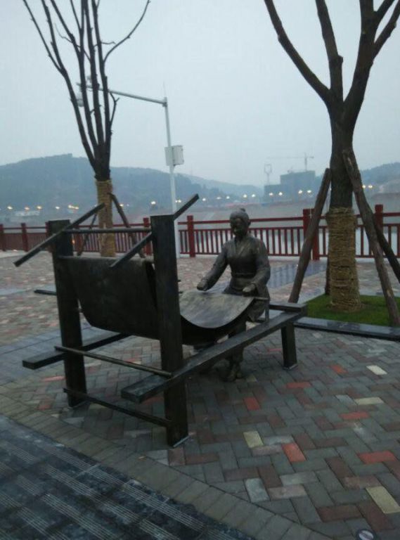 纺织人物景区景观铜雕