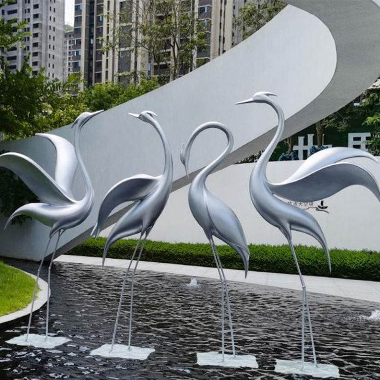 云中白鹤不锈钢城市雕塑