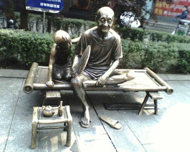 祖孙三代抽象人物铜雕