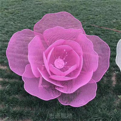镂空不锈钢花朵景观雕塑