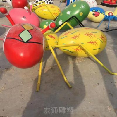 彩绘不锈钢蚂蚁雕塑