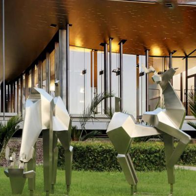 几何不锈钢鹿景区雕塑