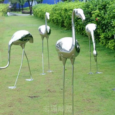 抬头仙鹤不锈钢抽象雕塑