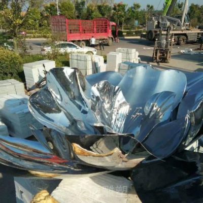 镜面荷花小区不锈钢雕塑