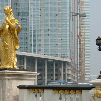 抽象美女人物景观铜雕