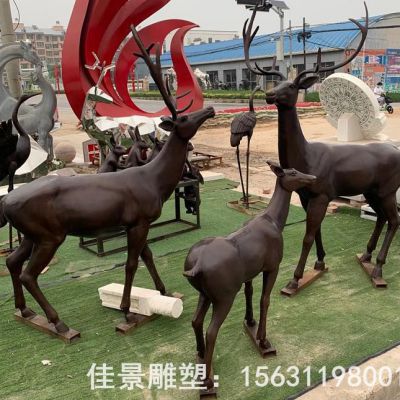 立姿鹿动物景观铜雕