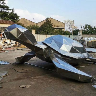 不锈钢爬行乌龟公园雕塑