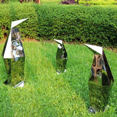 不锈钢企鹅公园景观雕塑