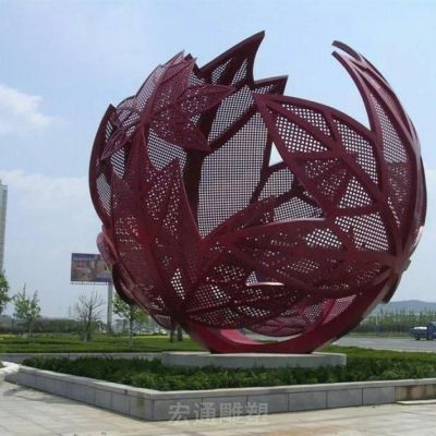 不锈钢枫叶镂空球雕塑