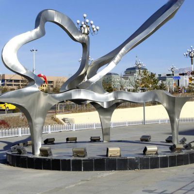 不锈钢钢琴园林景观雕塑