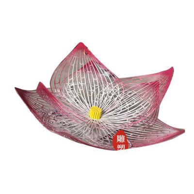 不锈钢镂空荷花景观雕塑