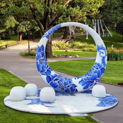 不锈钢圆环景观彩绘雕塑