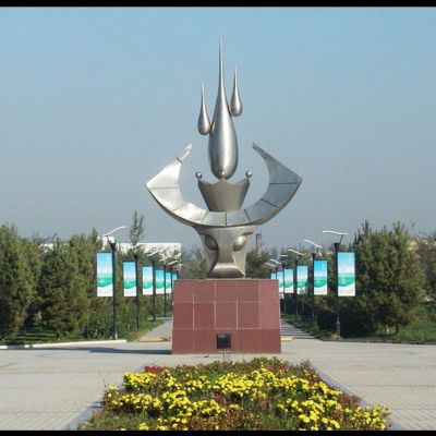 不锈钢牛头企业景观雕塑