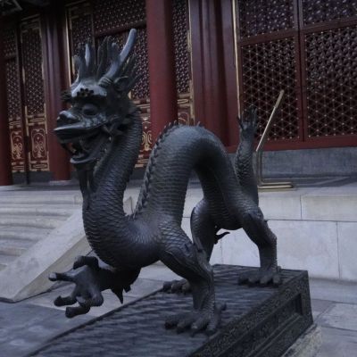 青铜龙公园动物铜雕
