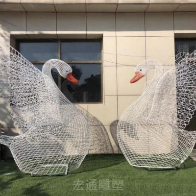 不锈钢抽象天鹅雕塑