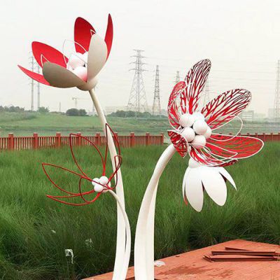 彩绘景观别墅不锈钢雕塑