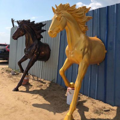 不锈钢半身马户外雕塑