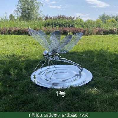 镜面不锈钢蜻蜓雕塑