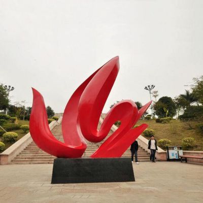 红色不锈钢飘带雕塑