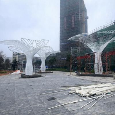 城市不锈钢树雕塑