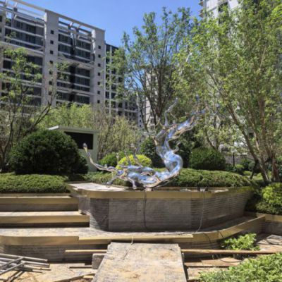   小区不锈钢浪花雕塑